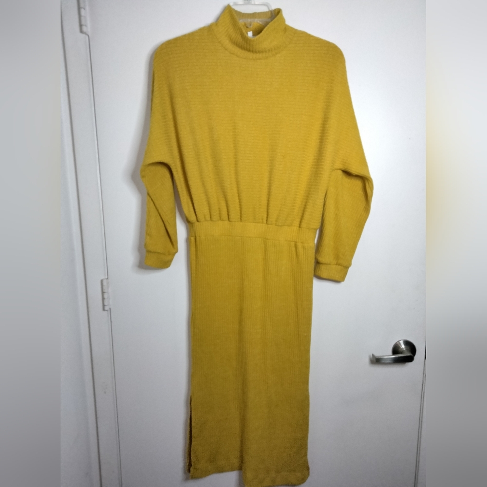 Bohme (Size M) Mustard Yellow Stretch Ribbed Texture Mock Neck LS Midi Dress